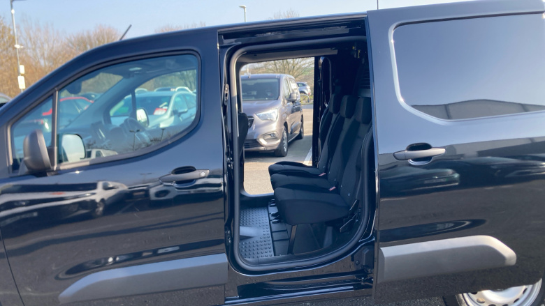 Vauxhall Combo Cargo Combo Xl Diesel 1.5 Turbo D 100ps Prime H1 Crew Van